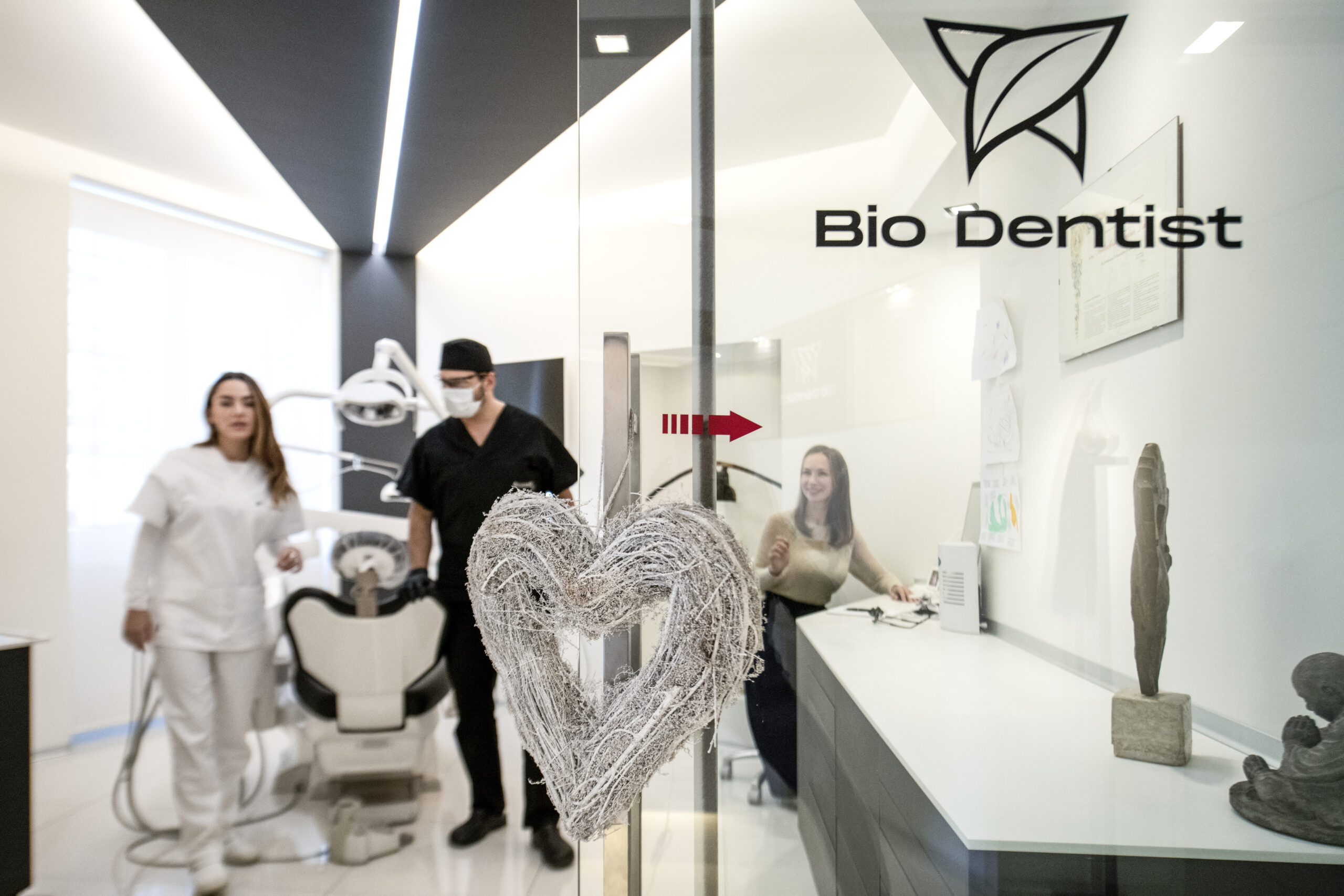Bio Dentist_-399
